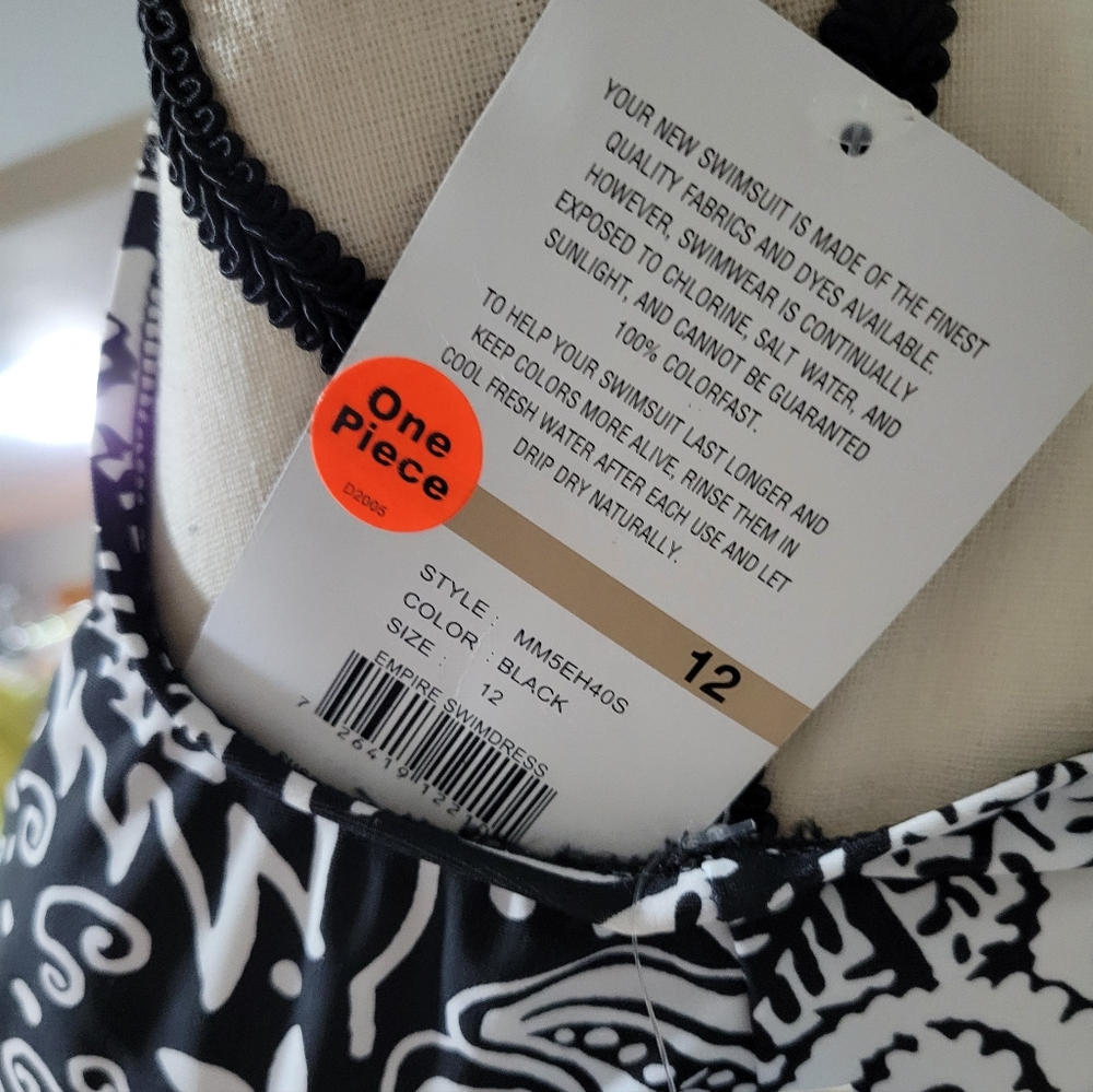 NWT Maxine of Hollywood Swimming suit - Picture 4 of 7